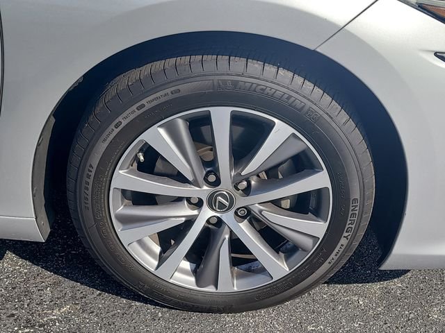 Used 2019 Silver Lexus 350 image 8