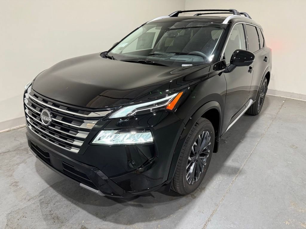 2026 Nissan Rogue Platinum - Photo 3