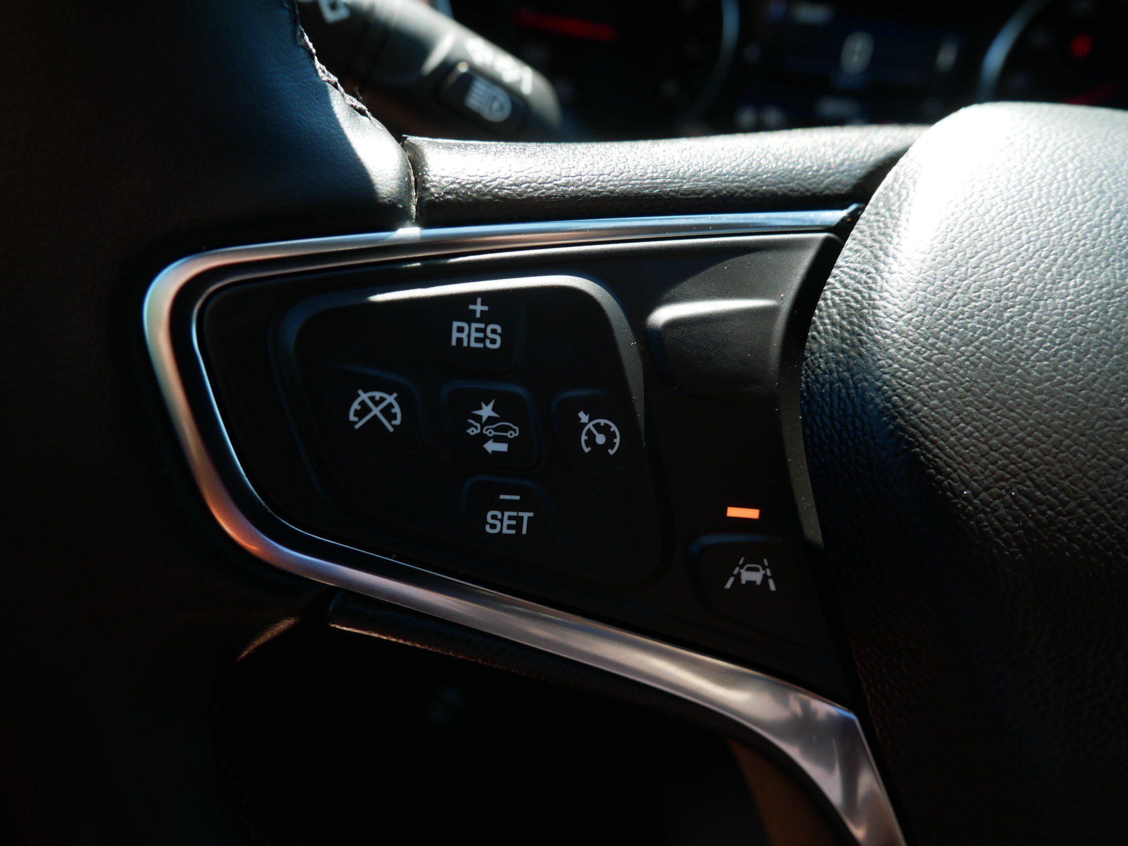 Used 2024 Sterling Gray Metallic Chevrolet LT image 31