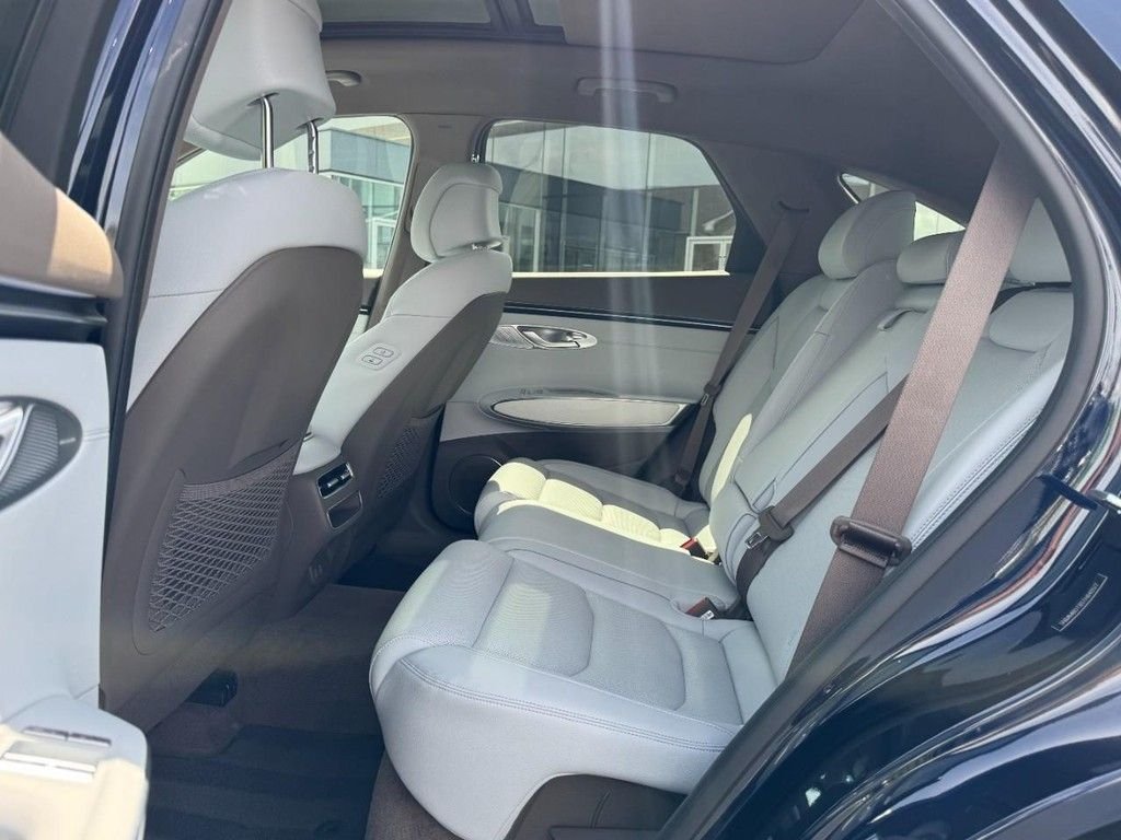 2026 GENESIS GV70 Advanced - Photo 10