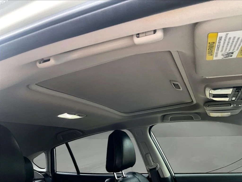 Certified Used 2018 White Subaru 2.0i Limited image 29