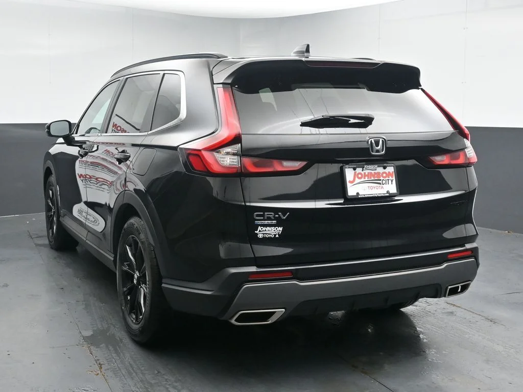 Used 2024  Honda Sport image 6