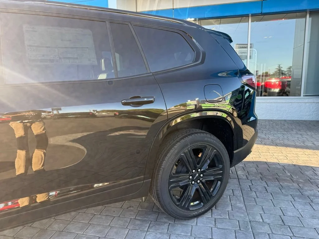 New 2026 Ebony Twilight Metallic GMC Elevation image 6