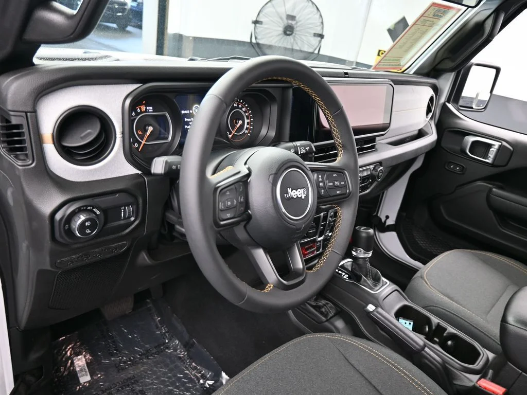 2024 Jeep Gladiator Willys - Photo 10