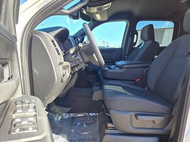 New 2026 Bright White Clear-Coat Exterior Paint RAM Tradesman image 22