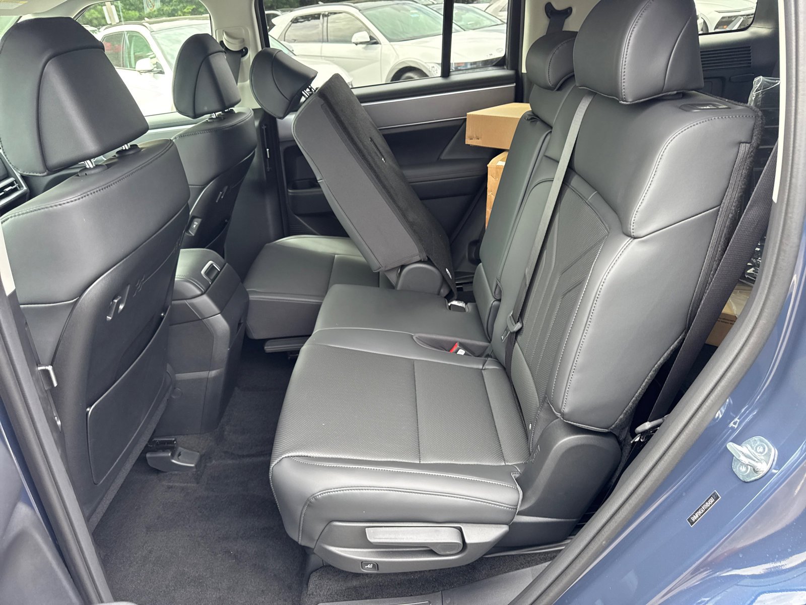 New 2026 Atlantis Blue Hyundai SEL image 12