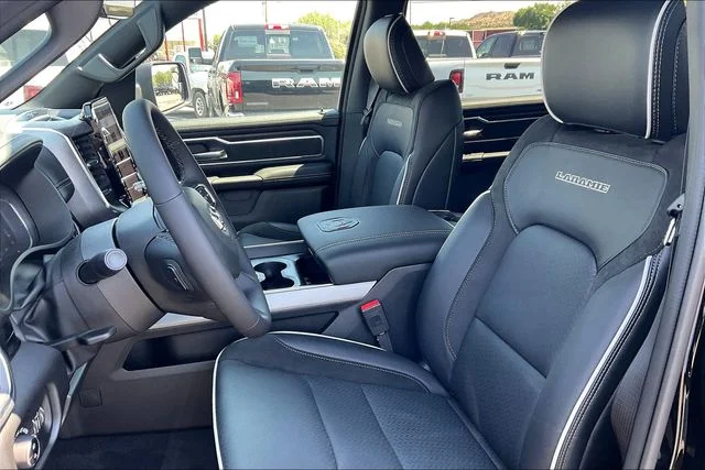 2026 RAM 1500 Laramie - Photo 9