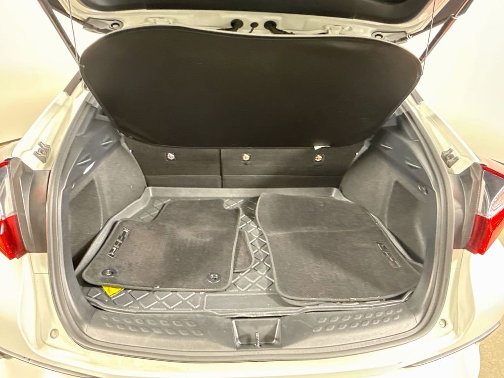 Used 2021 Blizzard Pearl Toyota XLE image 25