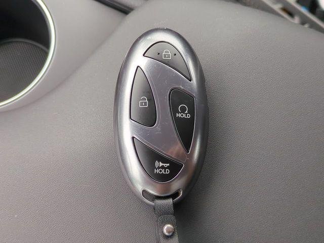 New 2026 Silver Hyundai SEL Sport image 27