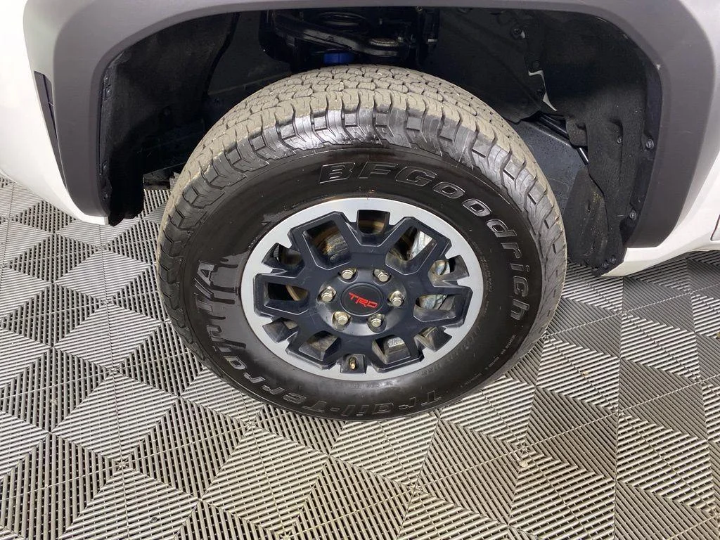 Used 2025 Ice Toyota TRD Off-Road image 11