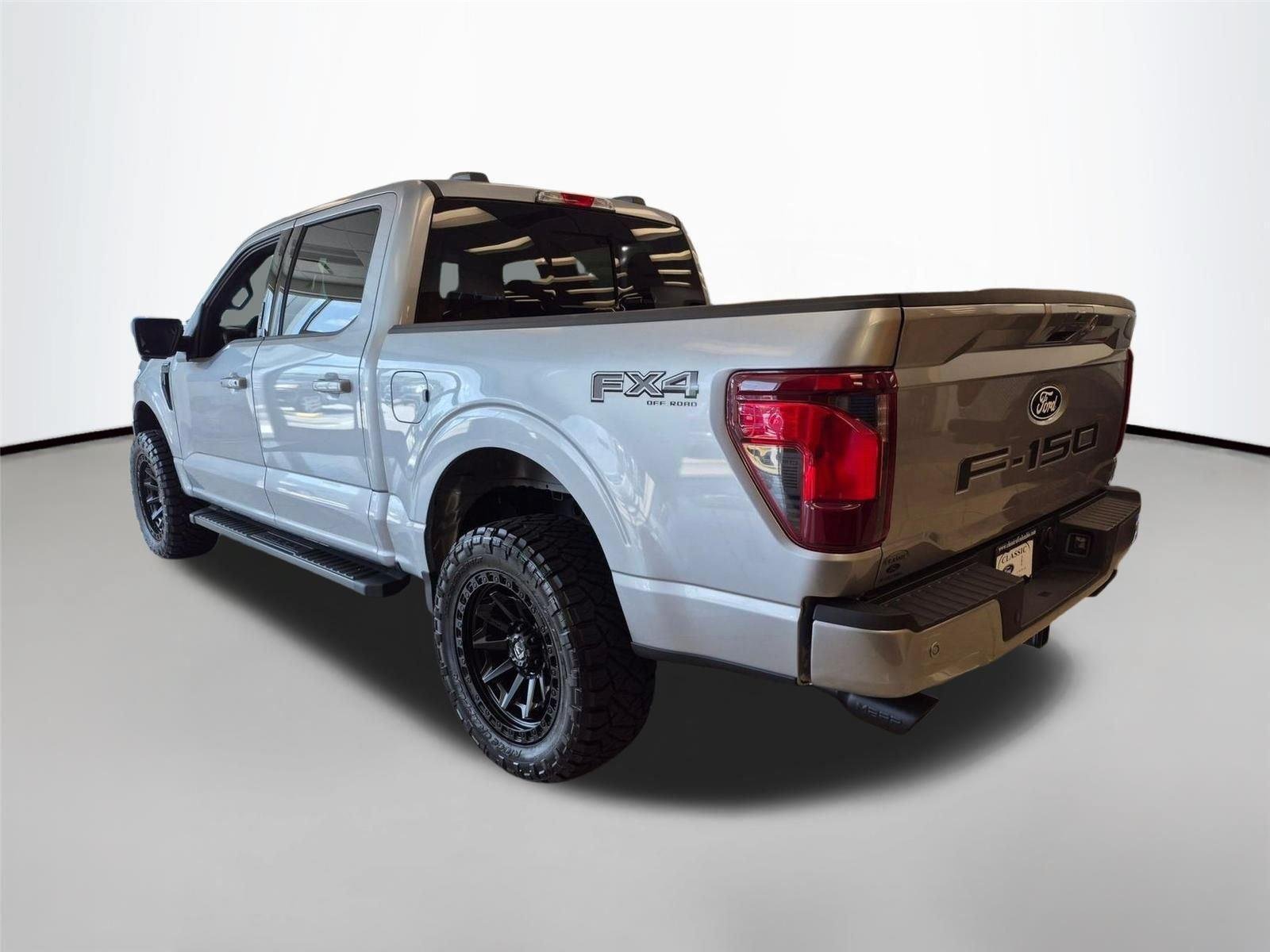 New 2026 Iconic Silver Metallic Ford XLT image 7