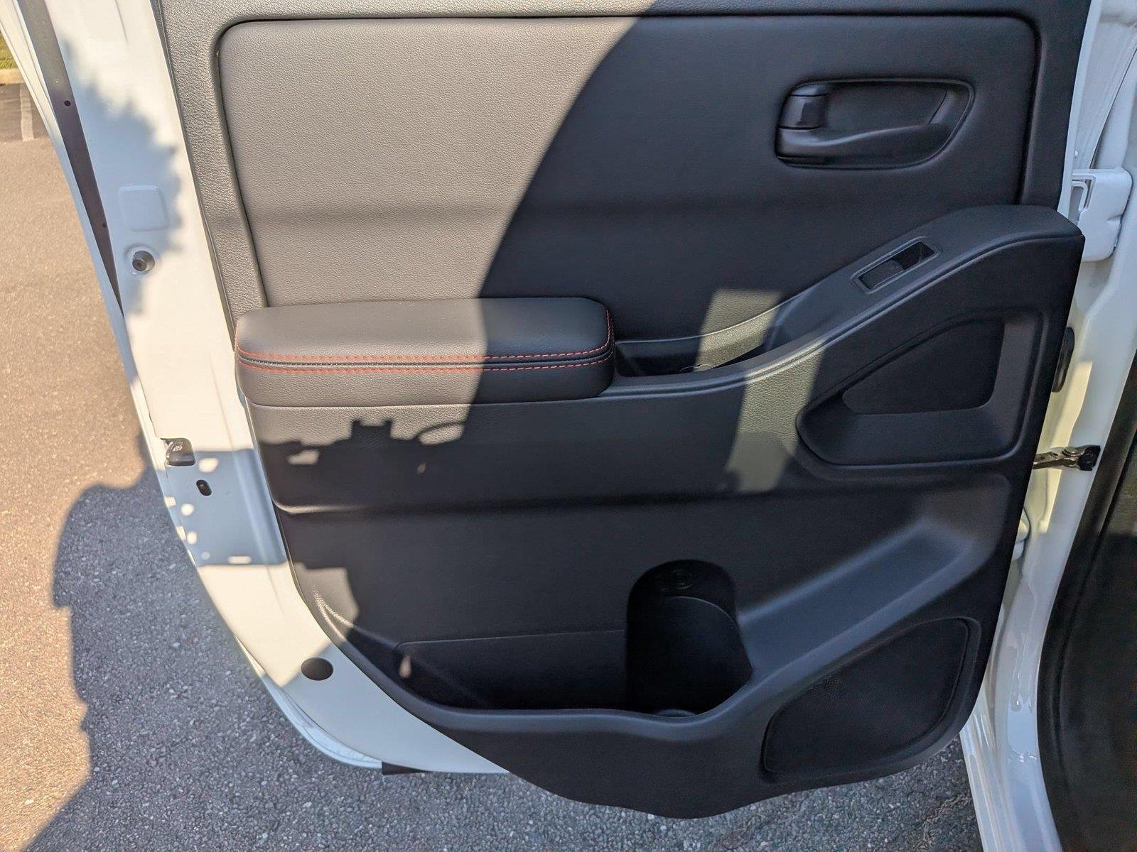New 2027 Glacier White Nissan Crew Cab PRO-4X® image 32