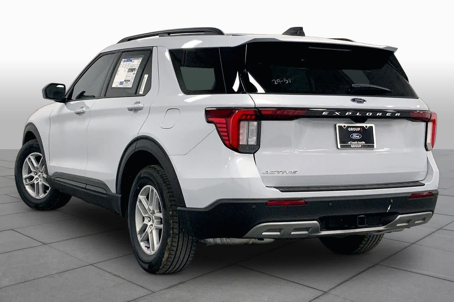 New 2026 Space White Metallic Ford Active image 11