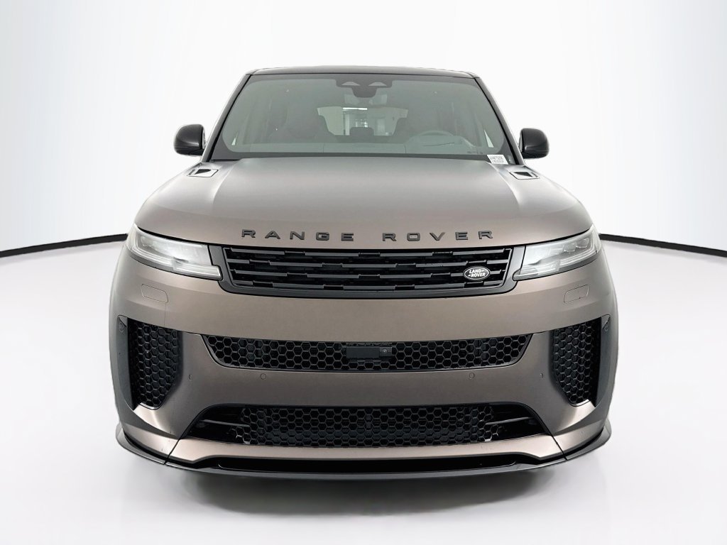 New 2027 Tourmaline Brown in Satin finish Land Rover SV image 2