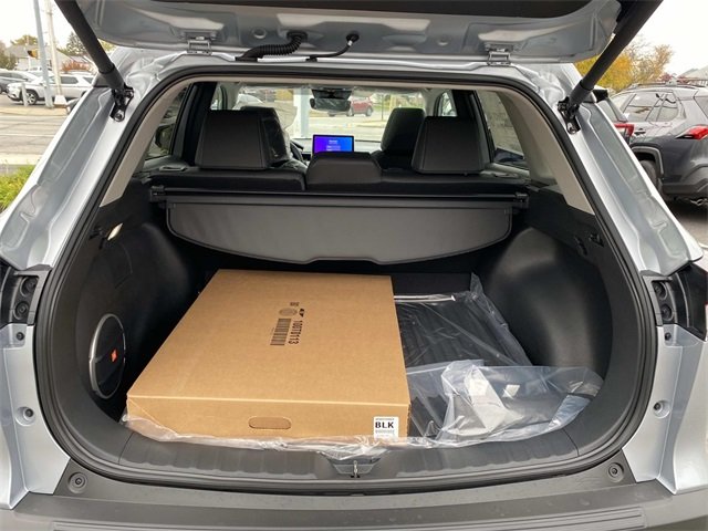 2026 Toyota Corolla Cross XLE photo 3