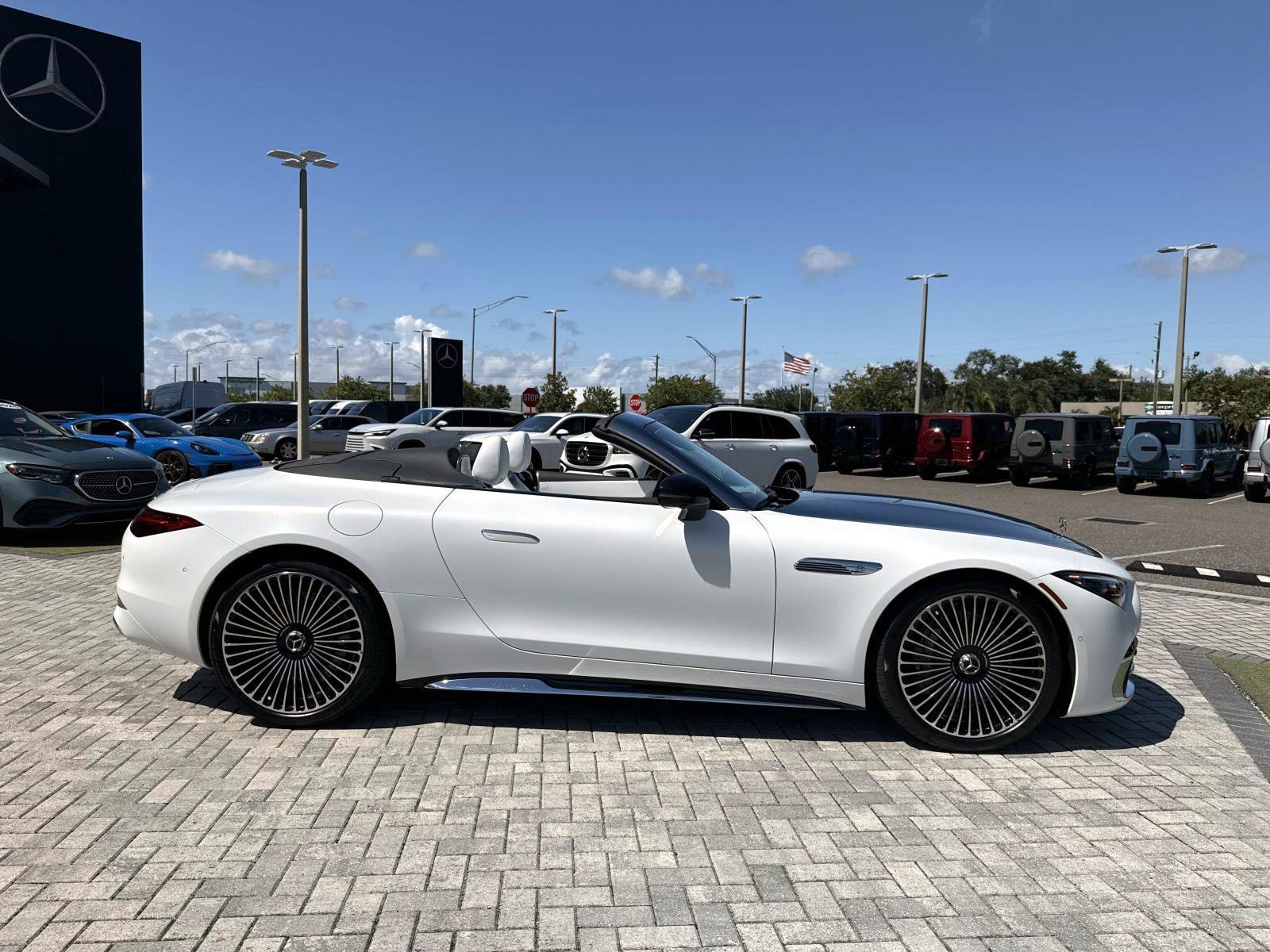 New 2027 Moonlight White Mercedes-Benz Maybach  680 Monogram Series Roadster image 6