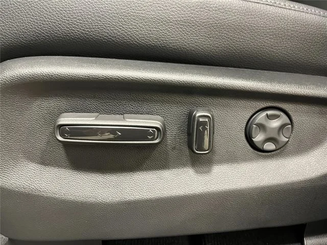 2026 Honda Odyssey EX-L - Photo 14