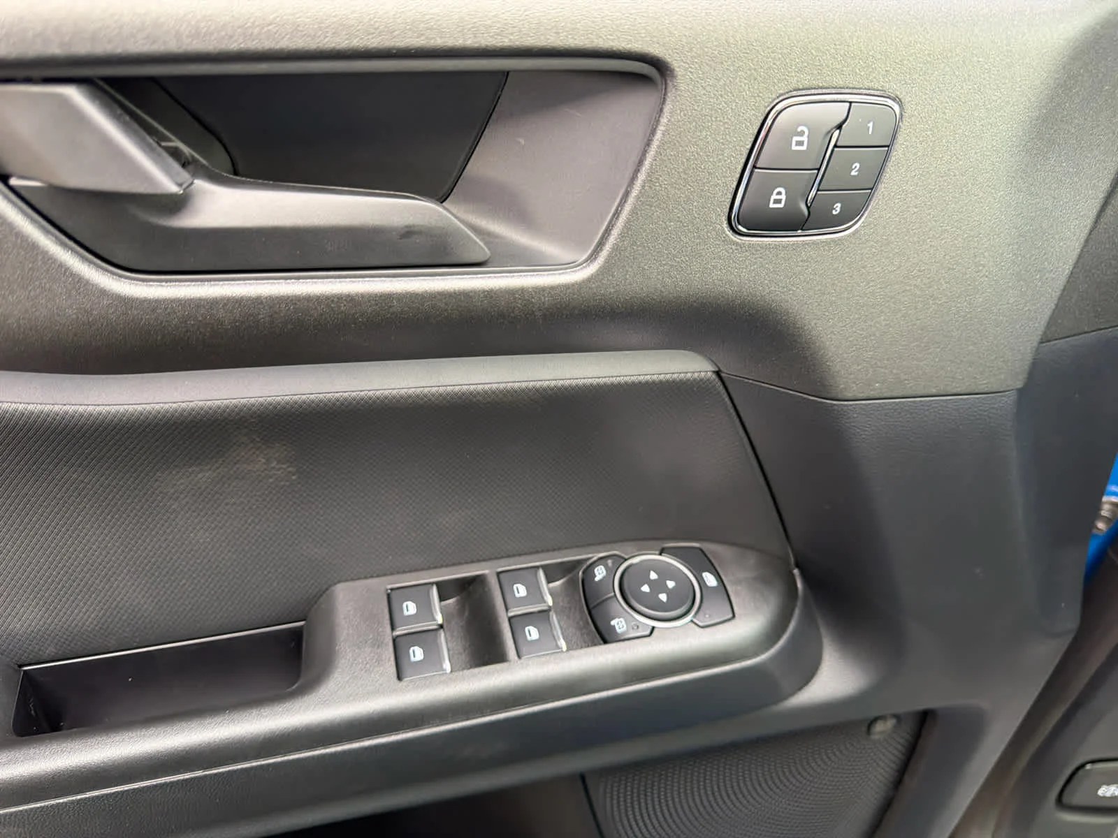 New 2026 Velocity Blue Metallic Ford Badlands® image 12