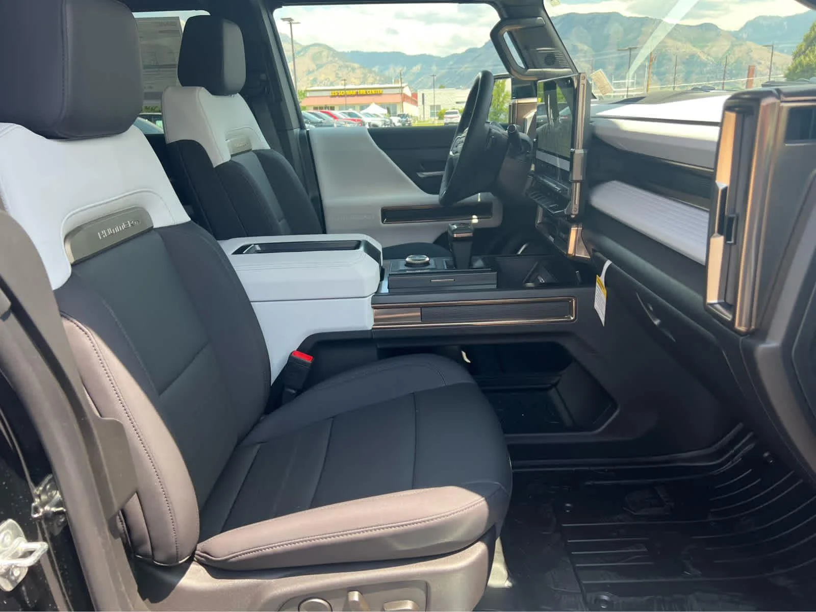 2025 GMC HUMMER EV 3X - Photo 26