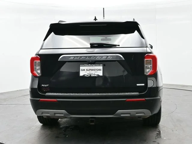 Used 2020 Agate Black Metal Ford XLT image 6