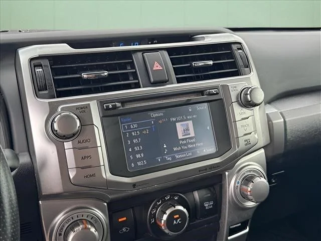 Used 2016 Silver Toyota SR5 Premium image 23