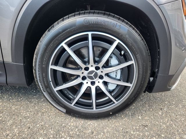 New 2026 Mountain Grey Metallic Mercedes-Benz GLB 35 AMG® image 19
