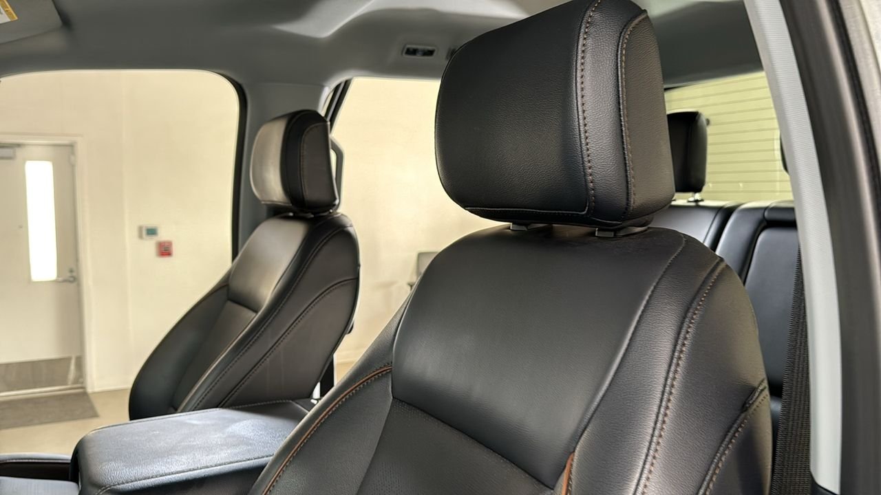 Used 2026 Gray Ford Lariat image 13