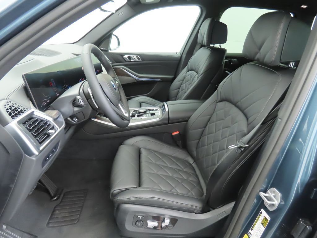 Used 2026 Blue BMW xDrive50e image 20