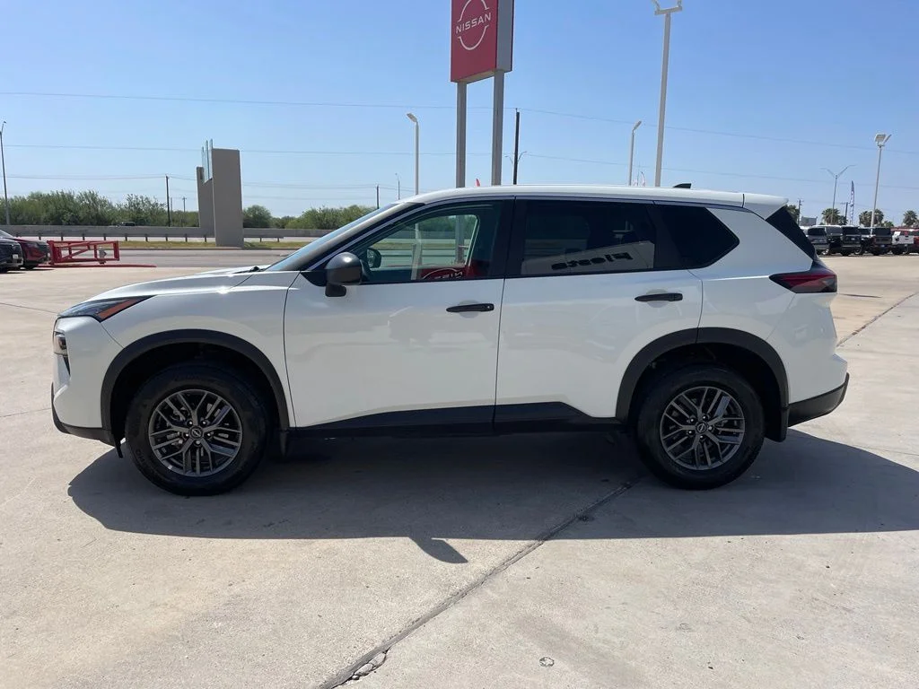 Used 2026 White Nissan S image 4