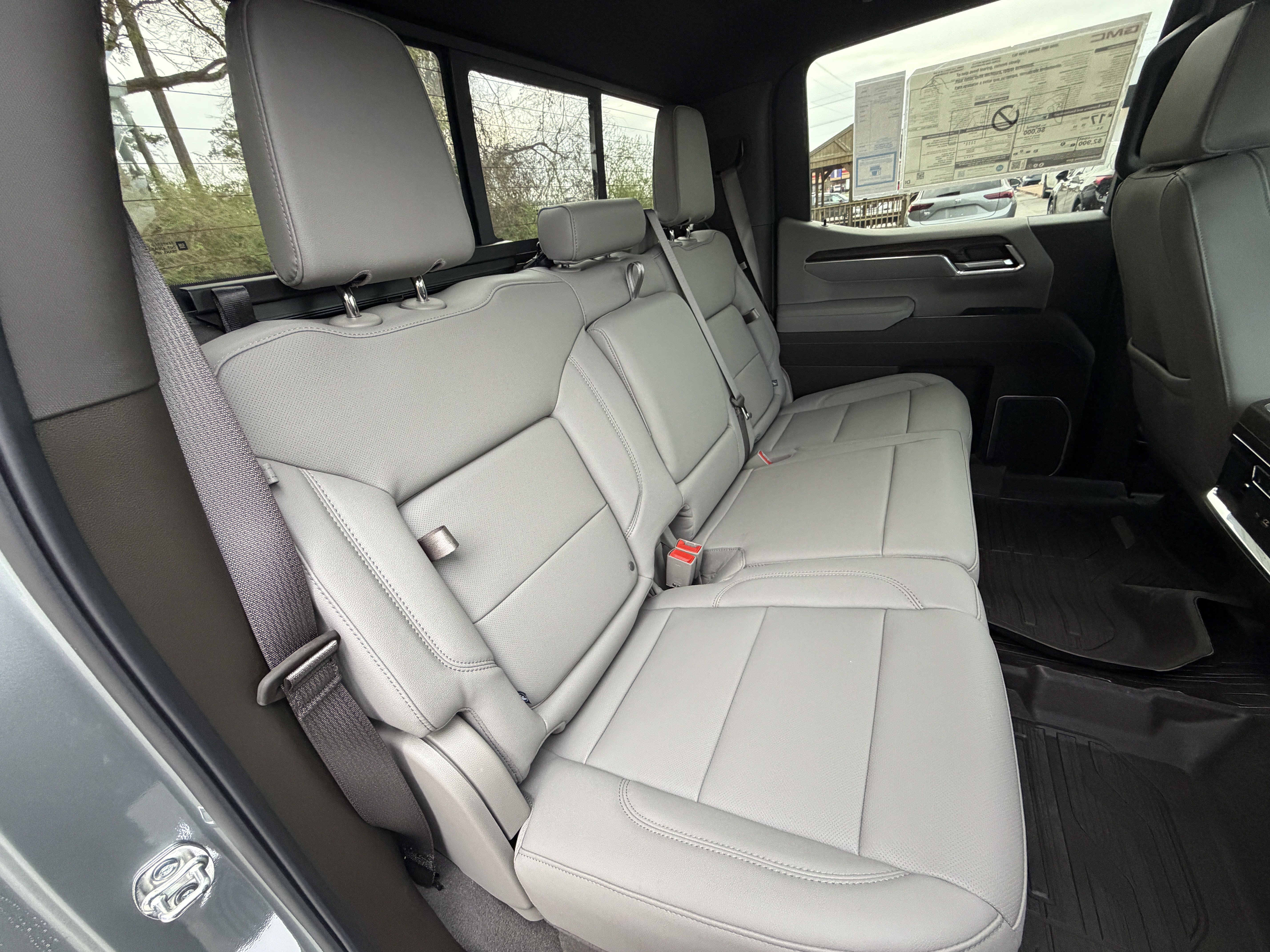 2026 GMC Sierra 1500 SLT - Photo 29