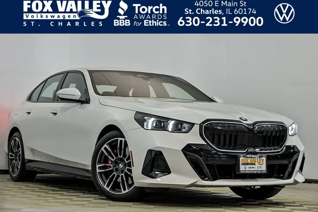 2025 BMW 5 Series 530i