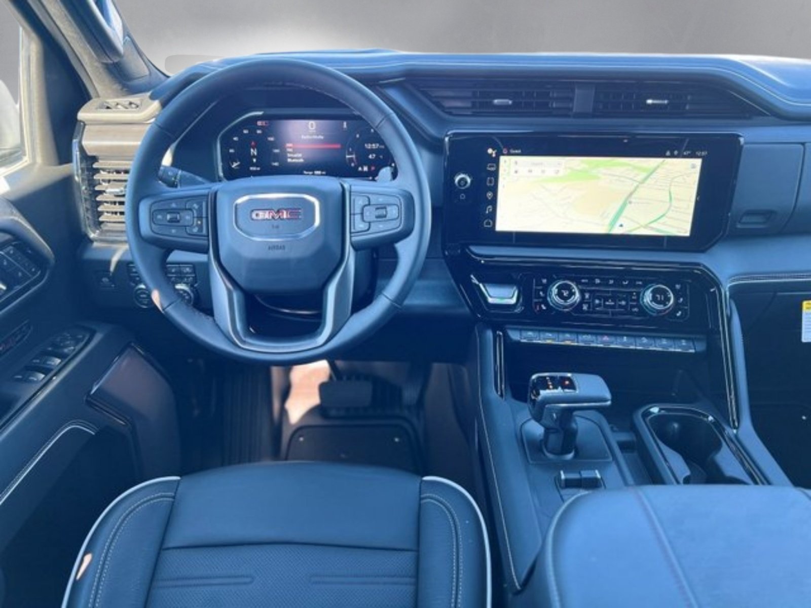 2026 GMC Sierra 1500 AT4X - Photo 3