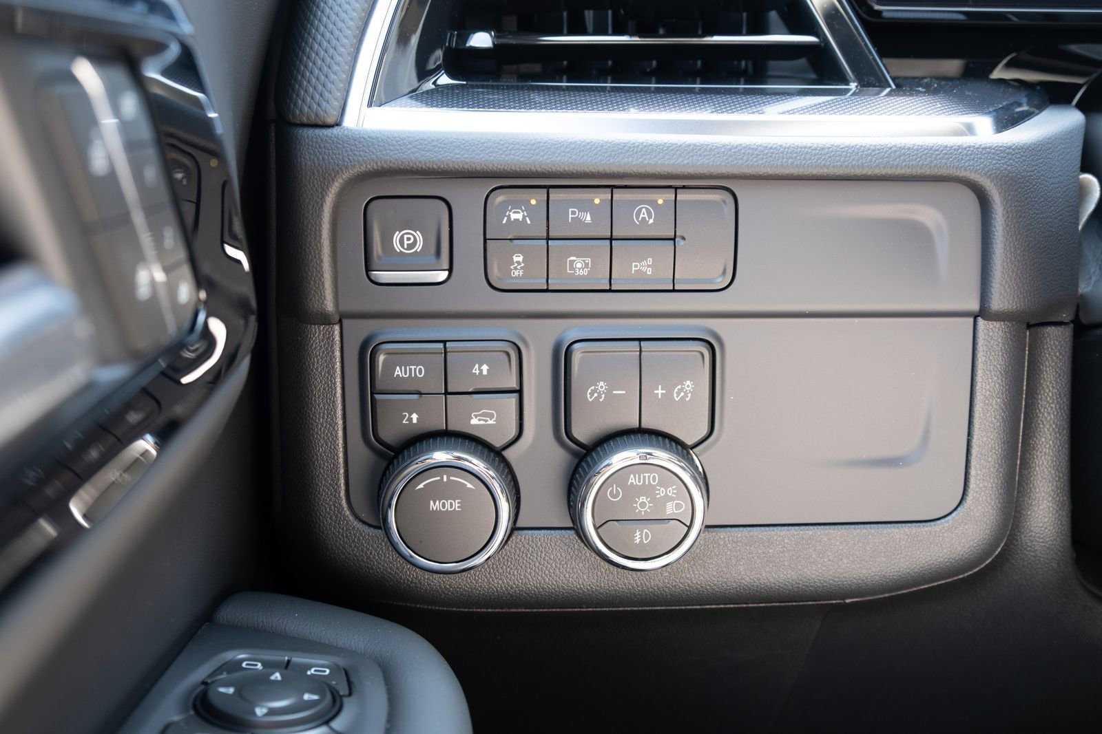 2026 Chevrolet Tahoe RST - Photo 10
