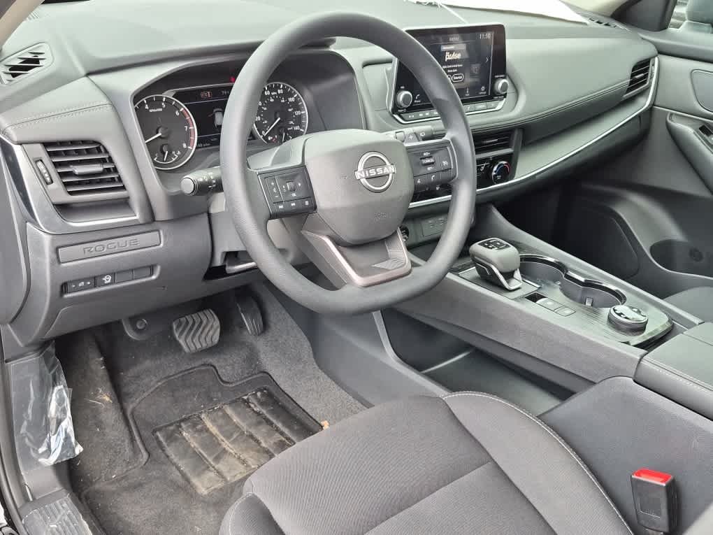 2026 Nissan Rogue S - Photo 11