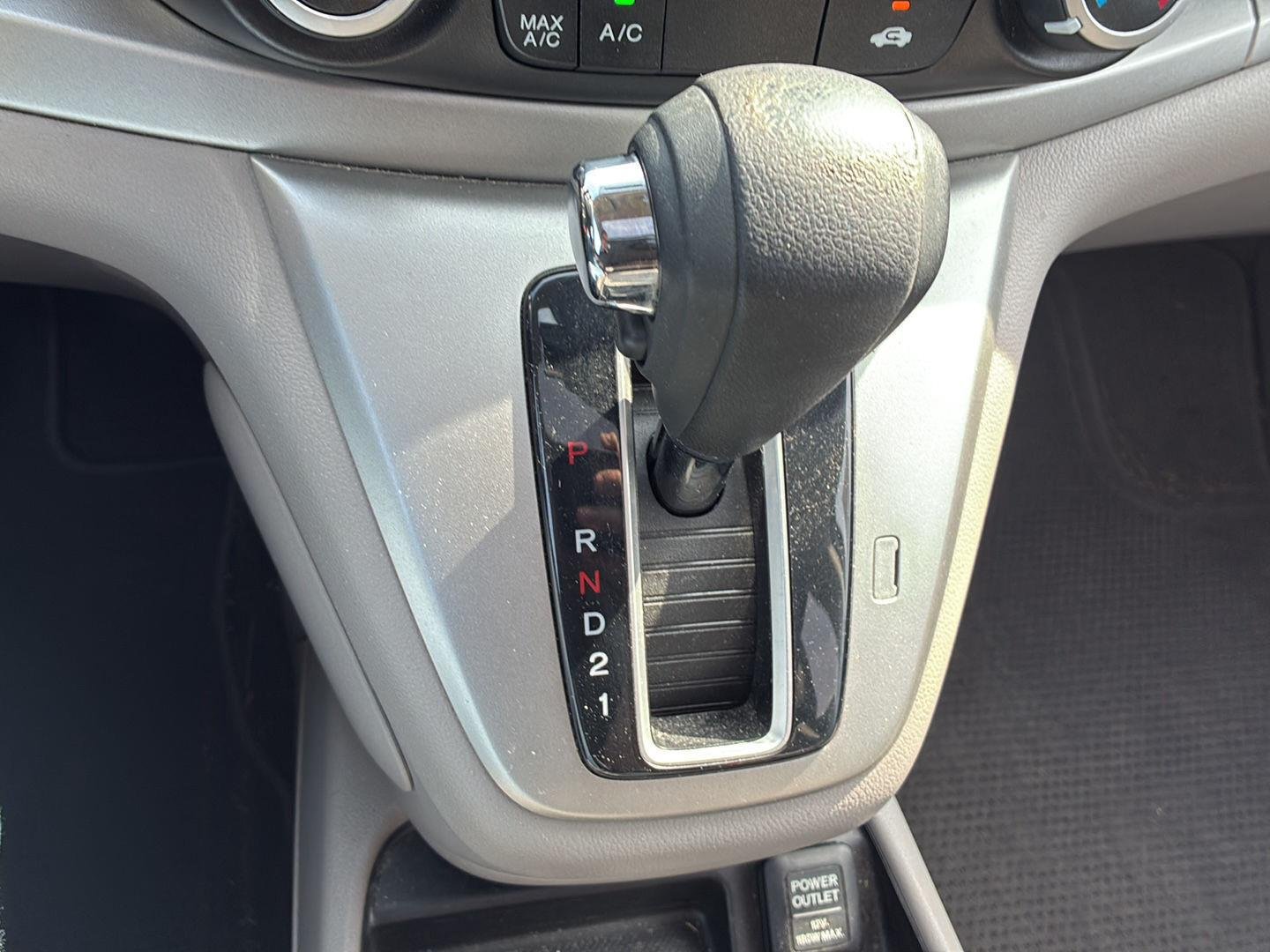 Used 2013  Honda EX image 4