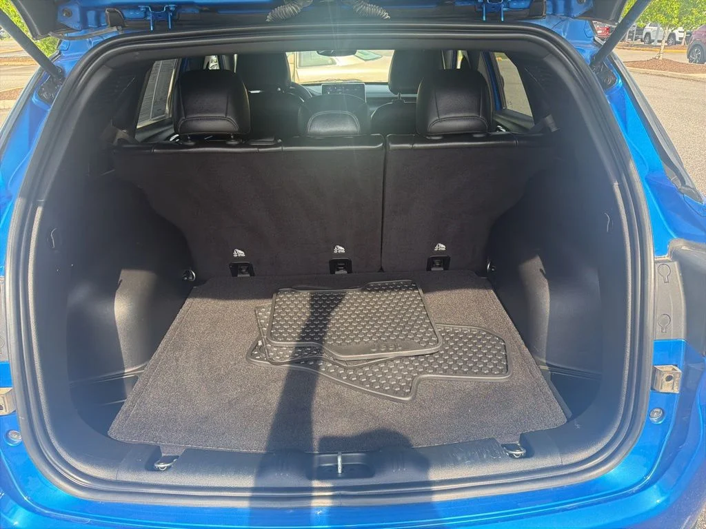 Used 2023 Blue Jeep Trailhawk image 7