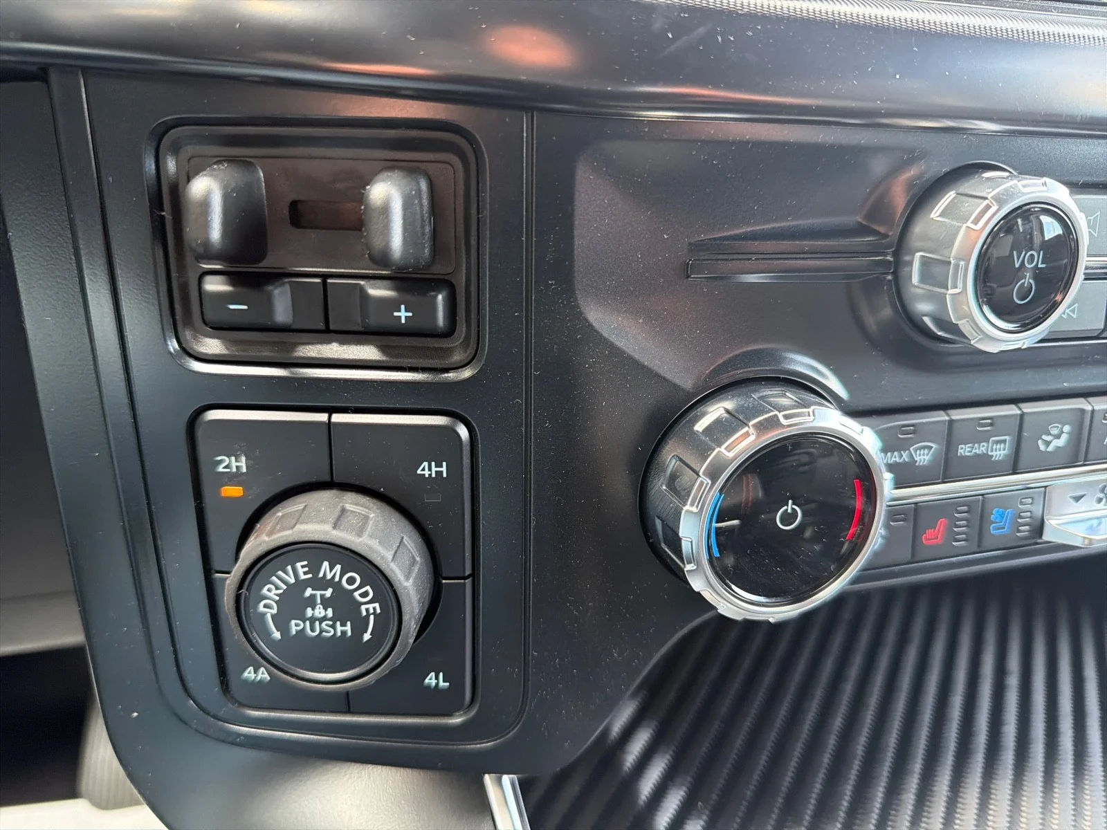 New 2026 Shelter Green Ford Raptor® image 46