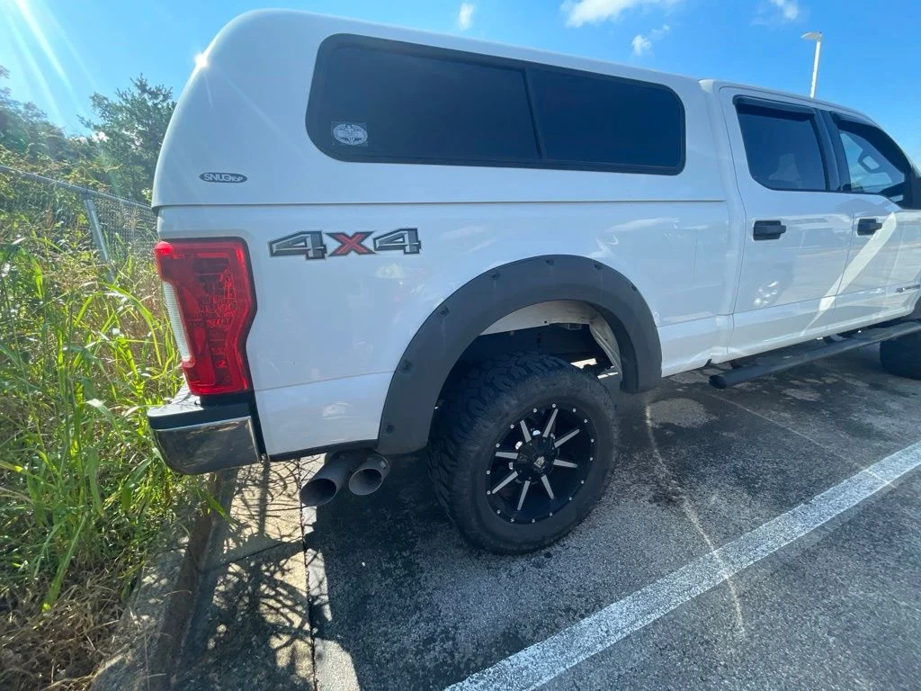Used 2017 White Ford XLT image 20