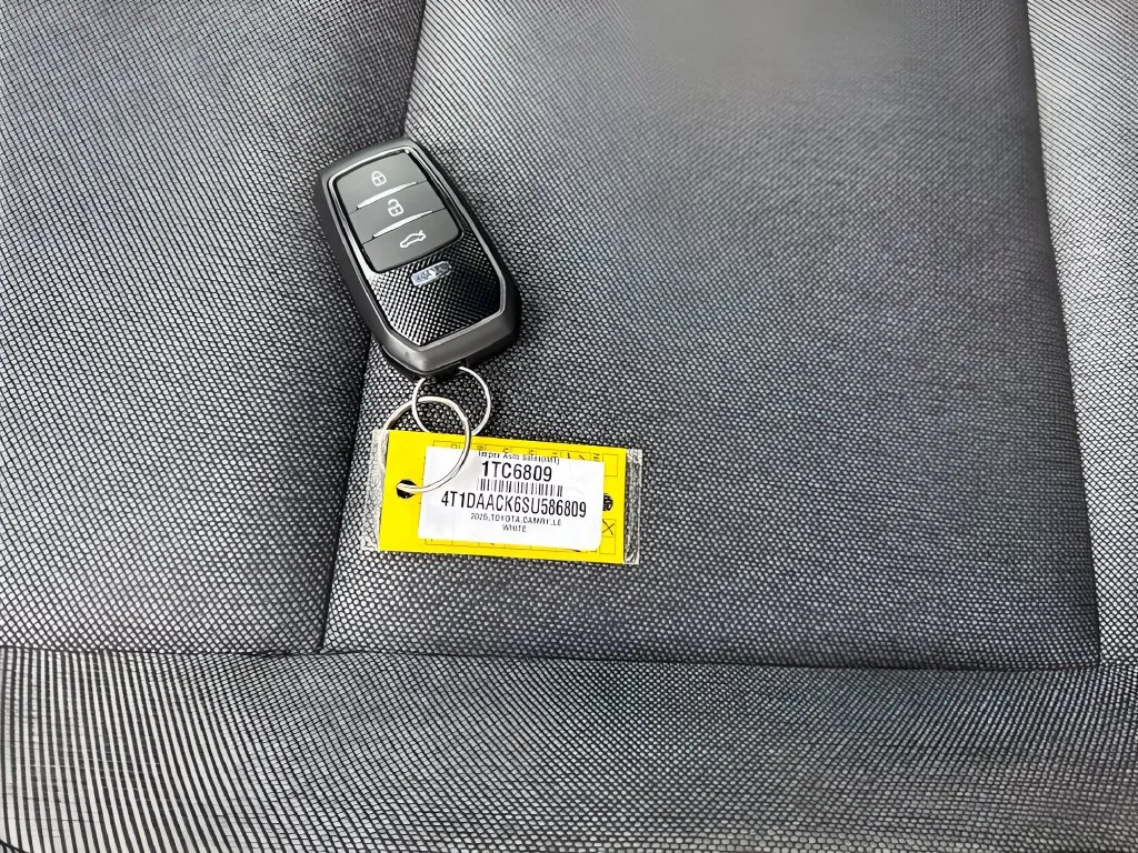 Used 2025 White Toyota LE image 28