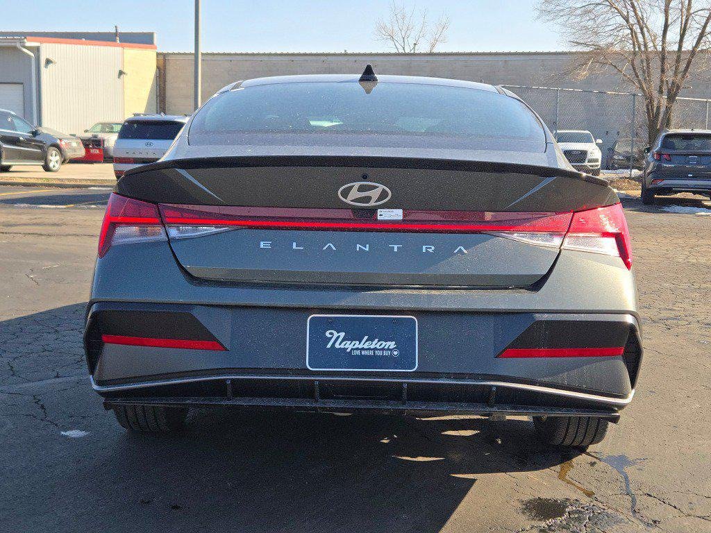 New 2026 Gray Hyundai SEL Sport image 13