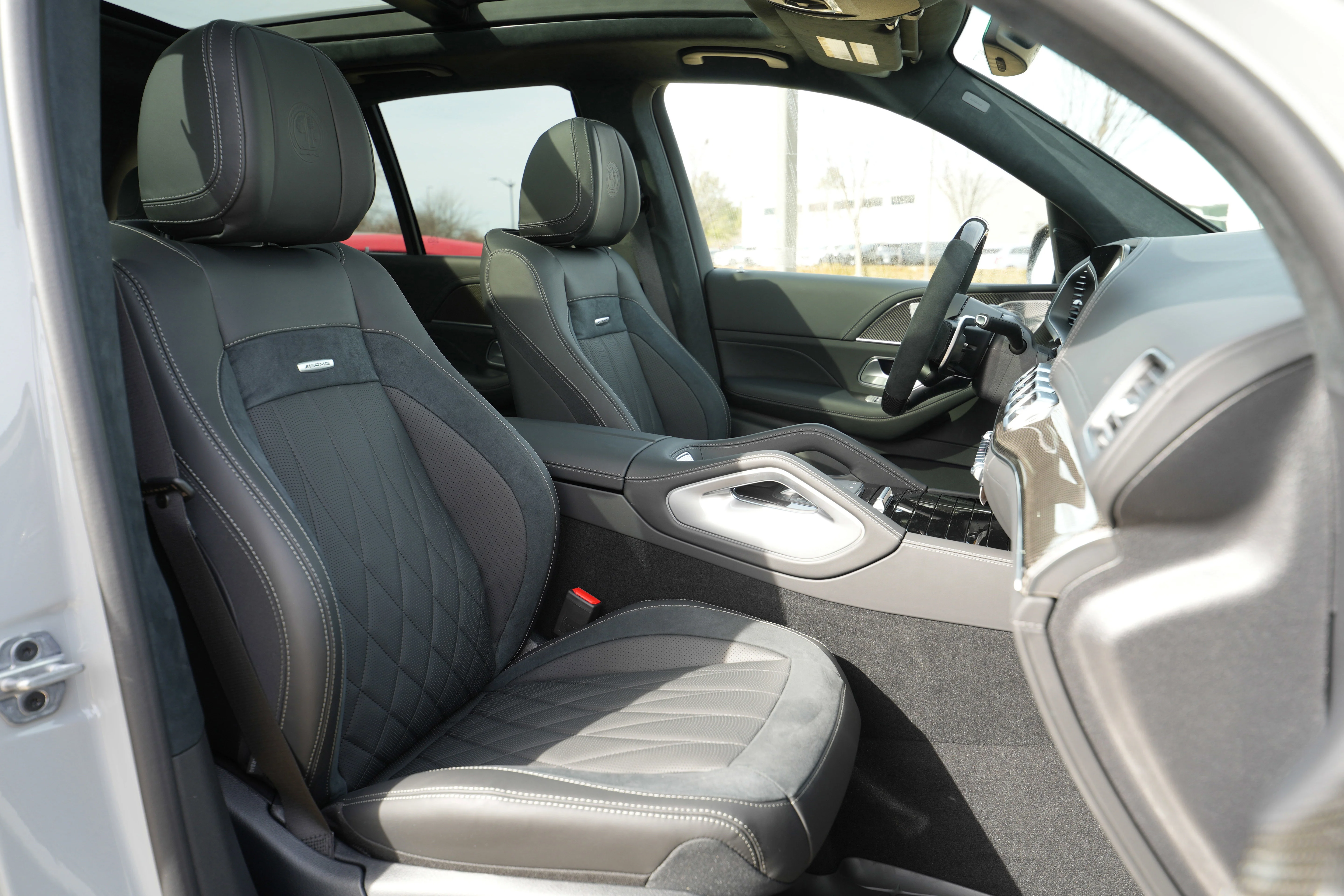 New 2026 MANUFAKTUR Alpine Grey Mercedes-Benz AMG® GLE 63 S image 47