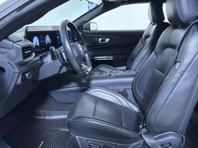 Used 2024 CARBONIZED GRAY Ford GT Premium image 18