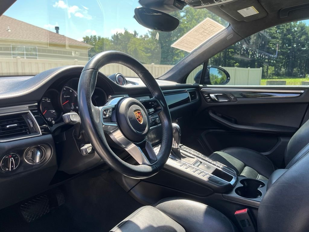 Used 2016 Black Porsche Turbo image 17