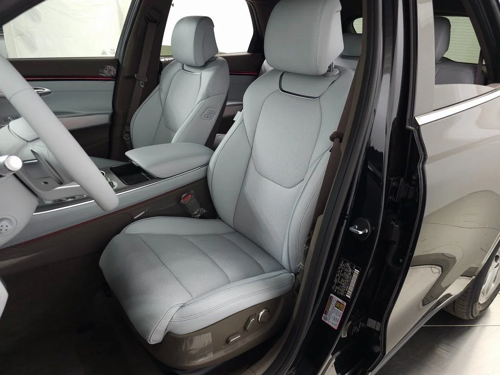 2026 GENESIS GV70 Advanced - Photo 13