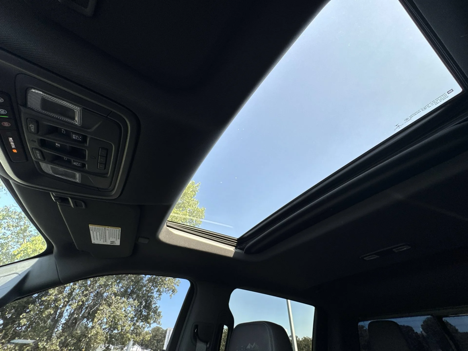 2019 Chevrolet Silverado 1500 High Country - Photo 21