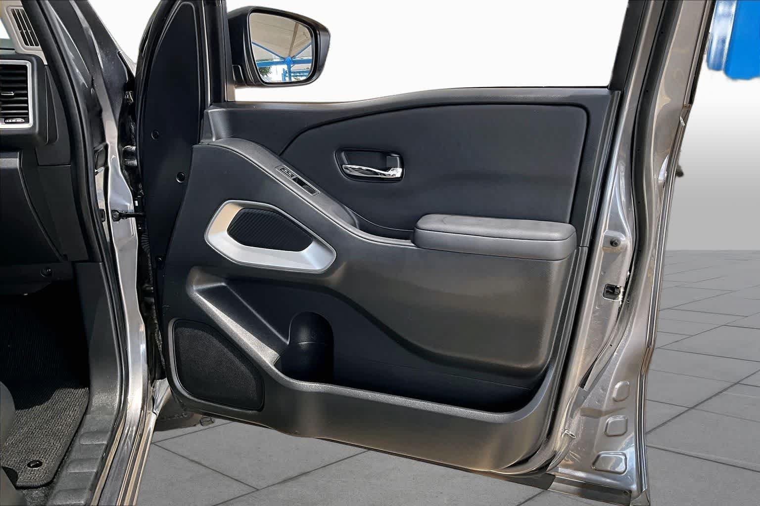 Used 2024 Gun Metallic Nissan SV image 23