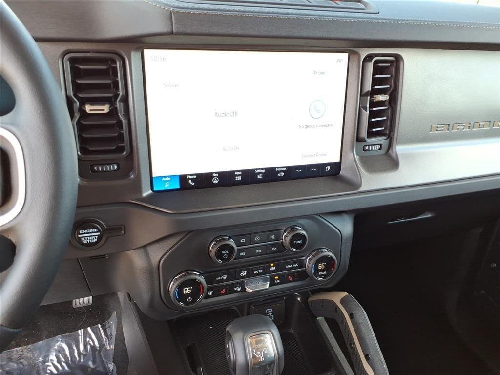 New 2025 Carbonized Gray Metallic Ford Badlands® image 7