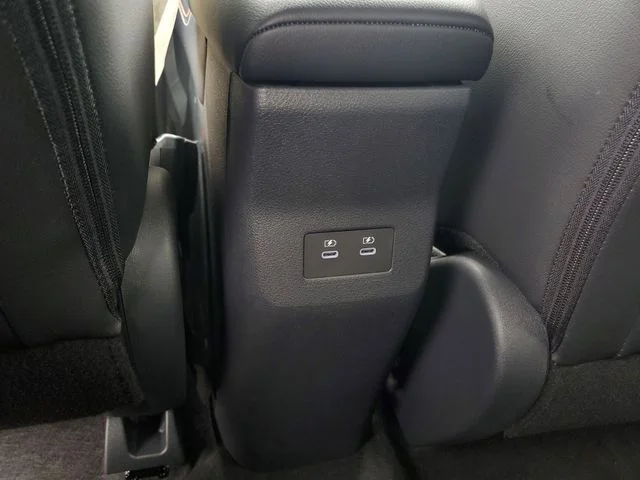 Certified Used 2025 White Nissan SR image 11