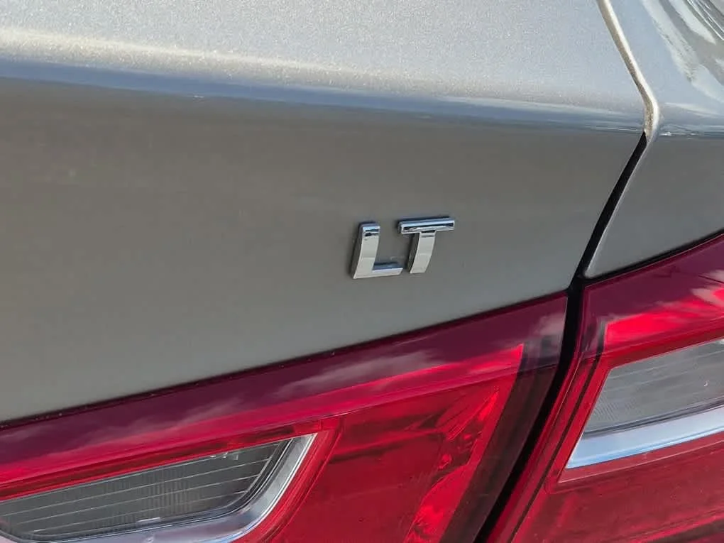 Used 2024 Mineral Gray Metallic Chevrolet LT image 22