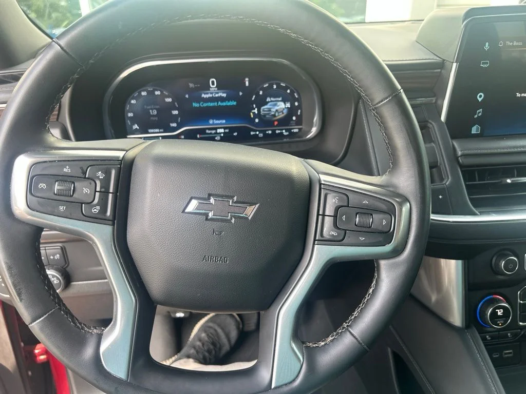 Used 2023 Red Chevrolet Z71 image 19
